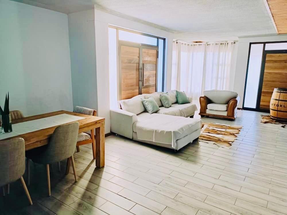 Northern Oasis Hotel Oshakati Kültér fotó